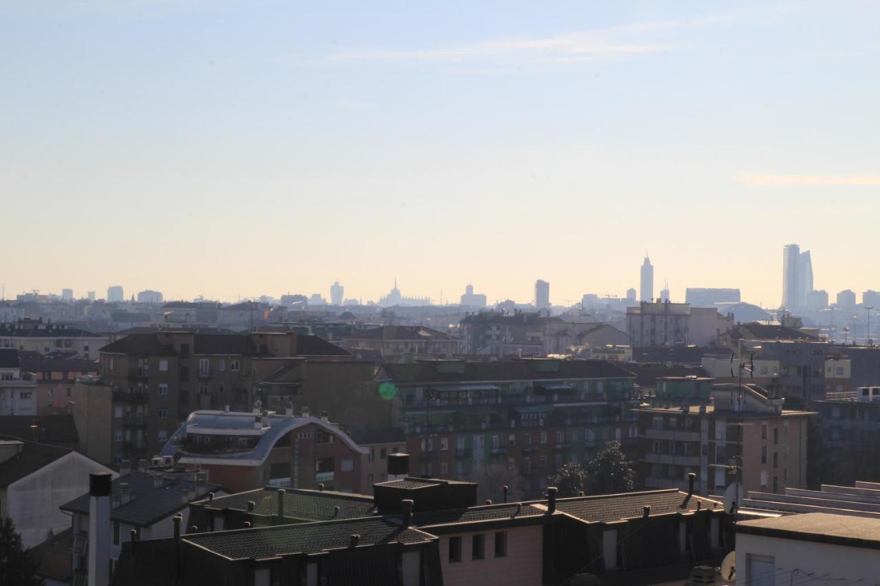 Milano: Accogliente Appartamento In Zona Comoda Kültér fotó